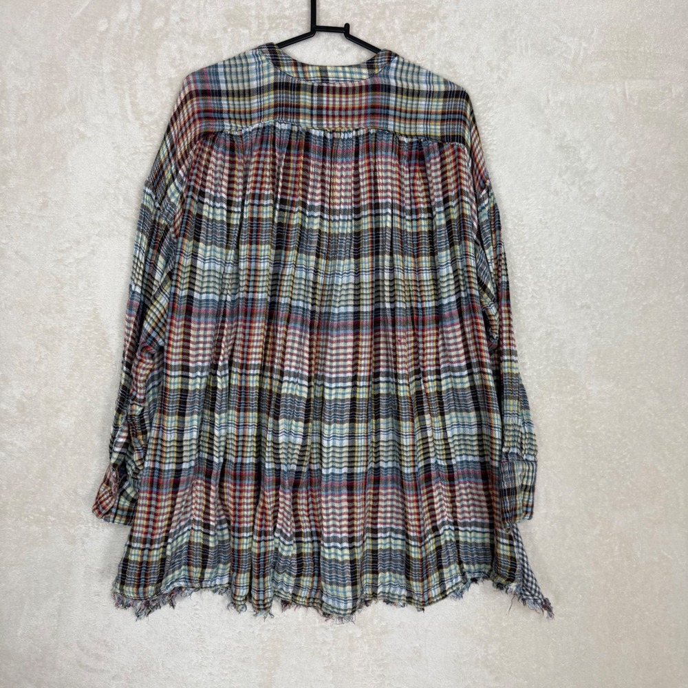 Free People Plaid Oversized‎ Tunic Top Button Front Frayed Hem Size M Festival - Picture 2 of 8